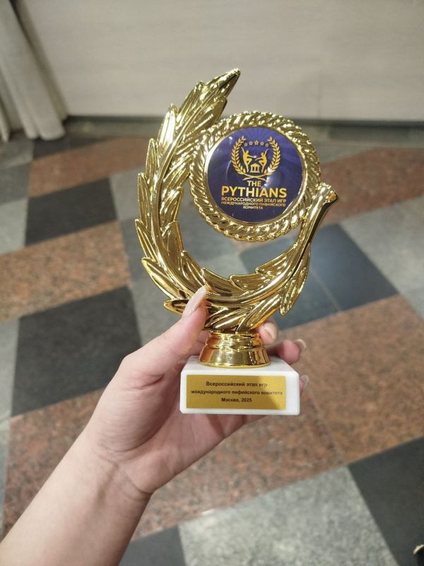 Поездка макеевского ансамбля «Ровесники» в Москву завершилась успехом!