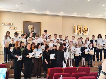 Юные пианисты Ждановки стали лауреатами конкурса-фестиваля ансамблей