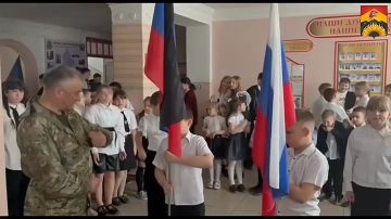 ЮНАРМИЯ- СИЛА!. Команда "Россияне" Центра юнармейской подготовки "Шахтерский Дом Юнармии", одержала победу на муниципальном этапе Всероссийской военно-патриотической игры "Зарница 2.0"