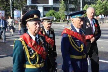 Пушилин проверил как идет работа по присвоению званий почетных граждан ветеранам