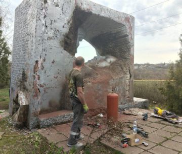 Александр Шатов: В Орлово-Ивановке идет капитальный ремонт мемориалов ВОВ