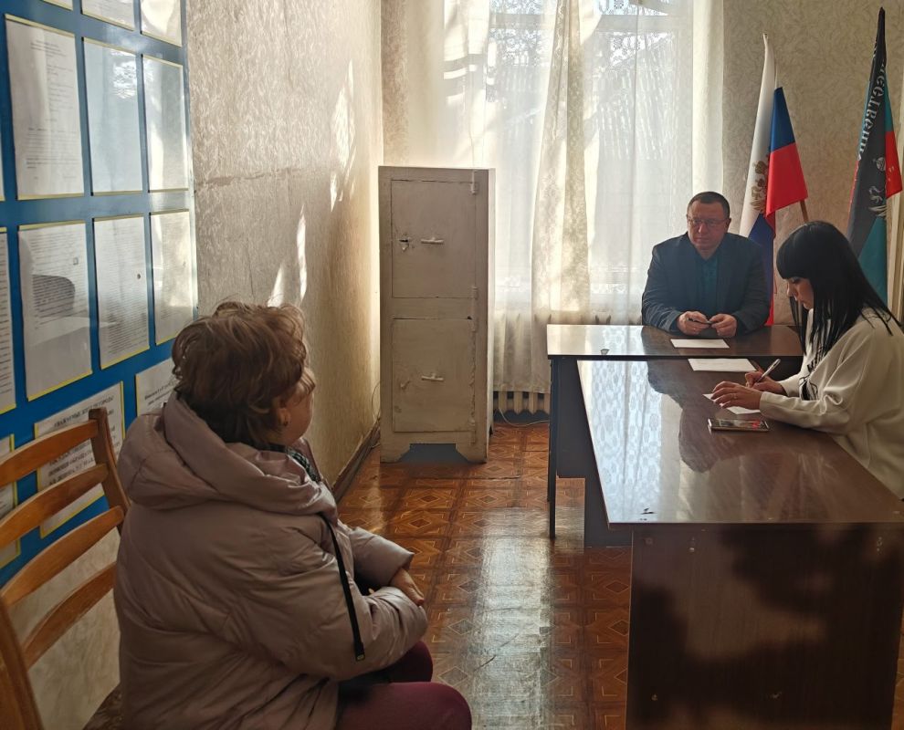 Глава Снежного ответил на вопросы жителей