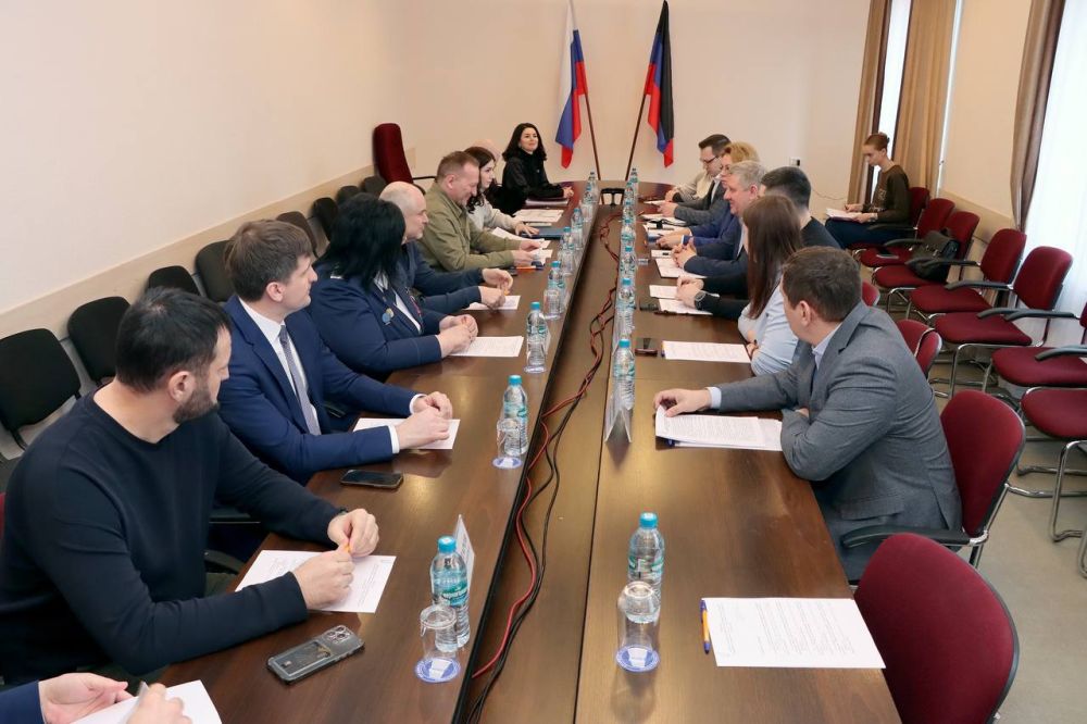 Андрей Чертков: Провел рабочую встречу с заместителем руководителя Федерального казначейства Эли Исаевым