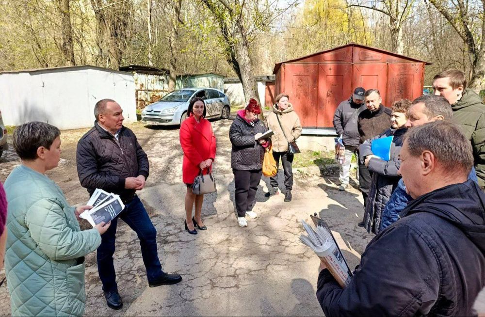 ������ ��������: �������, 9 ������, � ������������ ������ ������ ������� � ���������� �� ���������� ����������� �������� 1�, ��� ������ ������ ������ ������������ ������� � �������� ������ �� �������������� ����������...