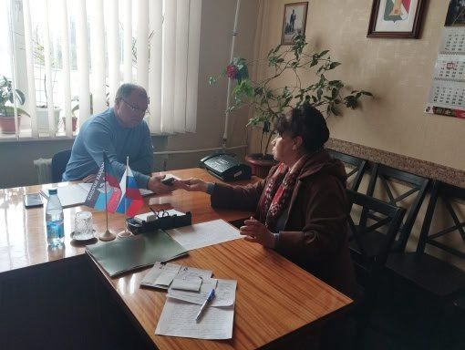 Игорь Мартынов: Личный приём граждан. 9 апреля заместитель главы администрации муниципального образования городского округа Енакиево Сергей Божик, провел личный прием граждан