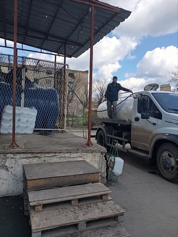 Наталья Великодная: Свердловская область помогает с поставками воды в Кураховский округ Донецкой Народной Республики