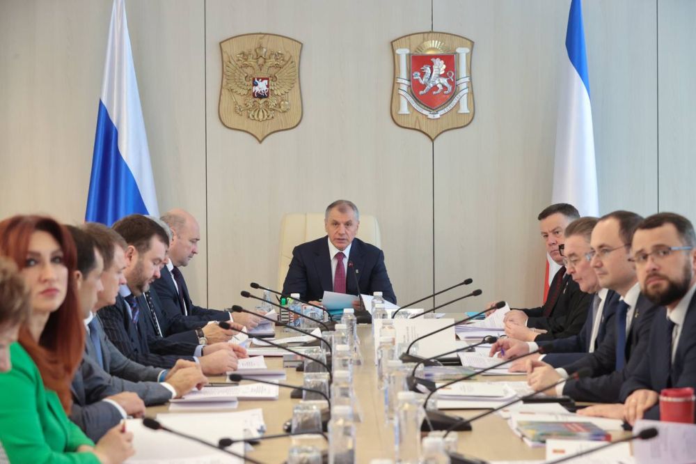 Константин Кузьмин обсудил актуальные вопросы интеграционного процесса с руководителями парламентов воссоединенных регионов