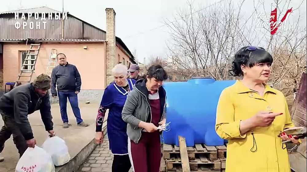 Семья вернулась в Кураховку, чтобы отстроить дом