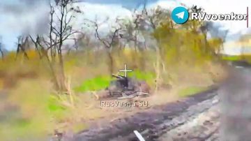 Ожесточенные бои у Покровска: «тважные» массово жгут технику, пехоту и артиллерию врага