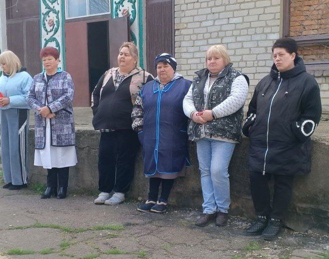 Секретарь Амвросиевского местного отделения Всероссийской политической партии «Единая Россия» Игорь Лызов встретился с населением с. Ленинское Василевского территориального отдела