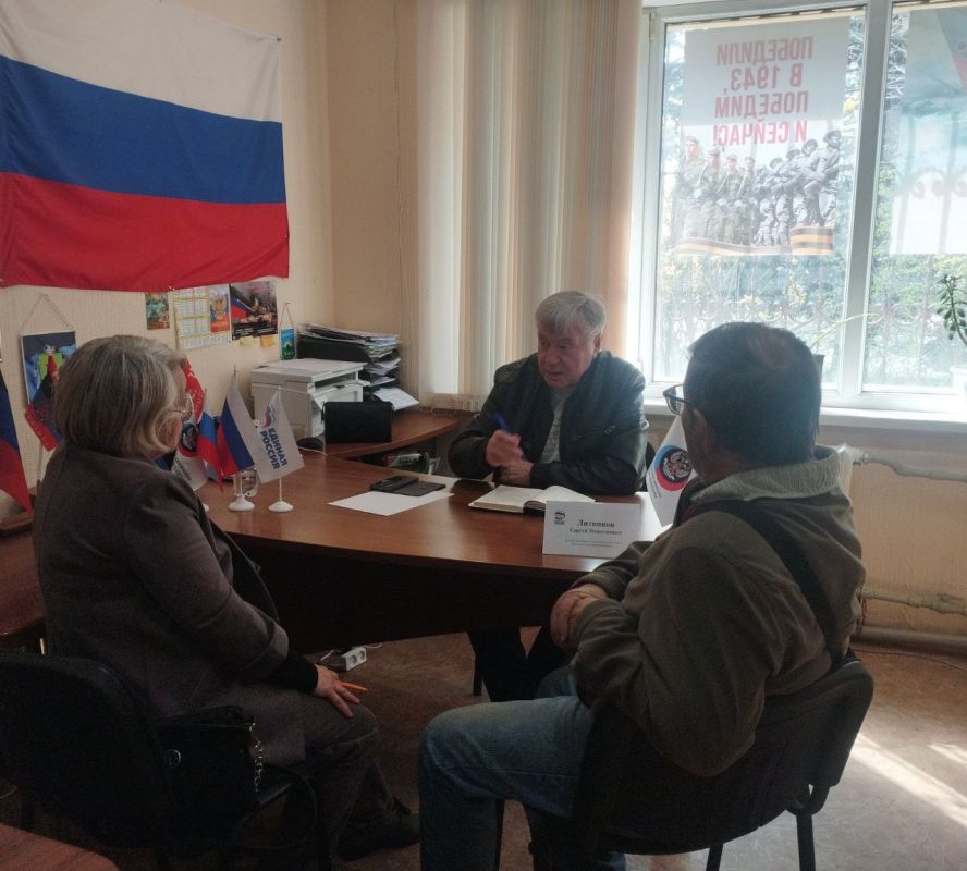 Заместитель председателя Шахтерского муниципального совета провел личный прием граждан в Ждановке