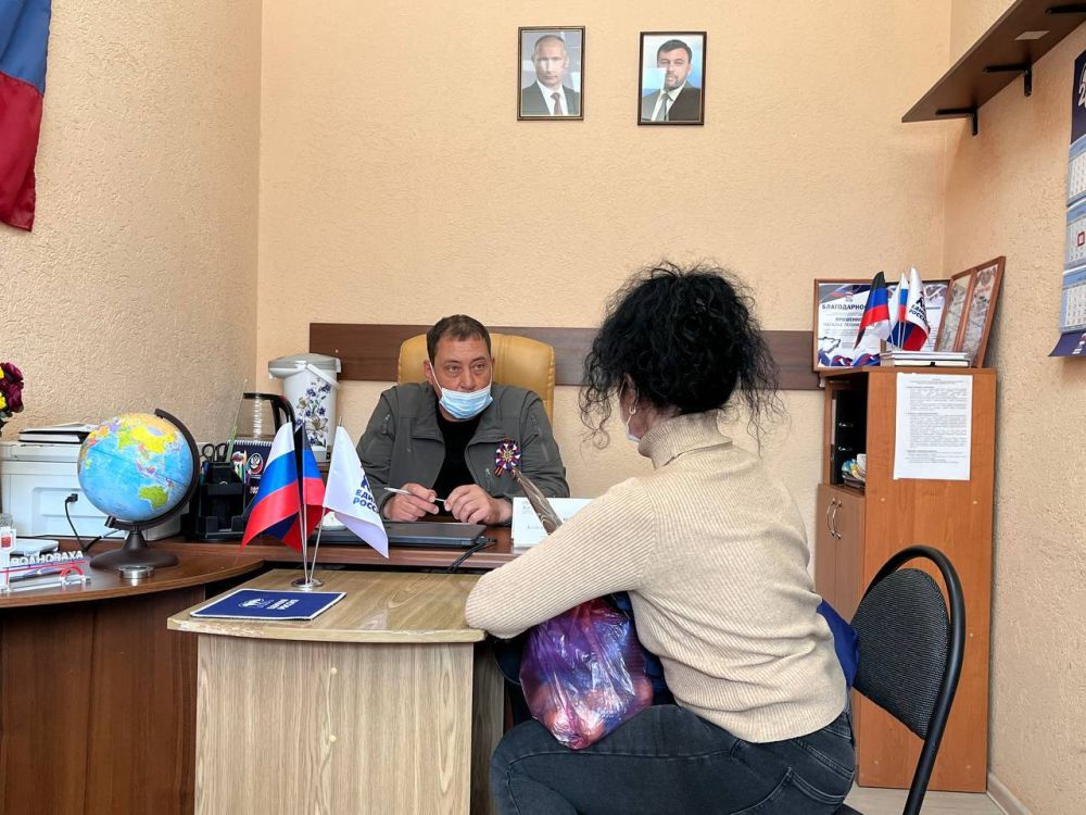 Константин Зинченко: Вместе к решению. Провел прием граждан в Волновахском отделении общественной приемной «Единой России», где вместе с представителями профильных управлений и отделов администрации обсуждали актуальные...