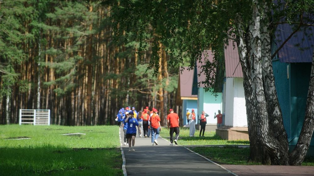 � ������� ���� 300 ����� �� ������������ ������� �������� � �����