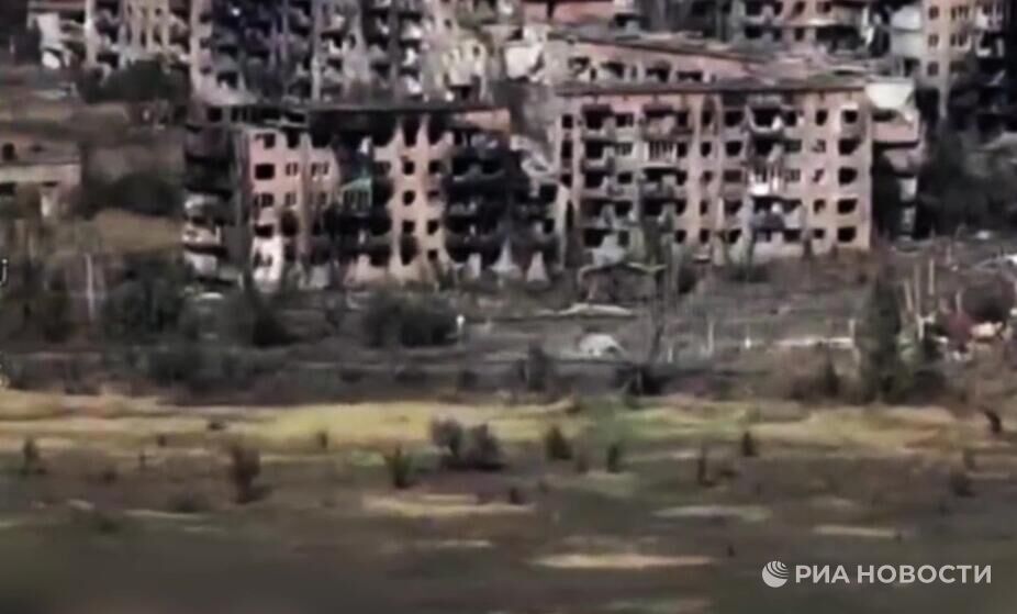 Украинские боевики разграбили Угледар, заявил очевидец