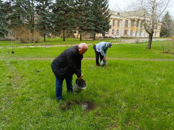 В Амвросиевском муниципальном округе прошла масштабная экологическая акция «Сад Памяти»