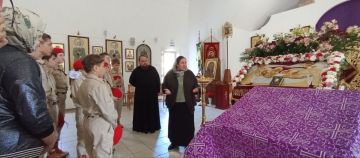 Юнармейцы ВПТК "Тимуровцы" и ВПСК "Спартак" местного отделения г.Комсомольское приняли участие в духовно-нравственном мероприятии «С верой в сердце»