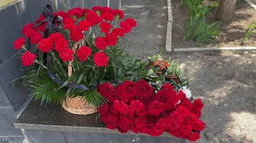 Сегодня в Донецке почтили минутой молчания память сотрудников жилищно-коммунального хозяйства, погибших при исполнении служебных обязанностей
