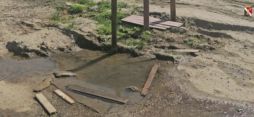 Игорь Мартынов: Встречи с населением. Сегодня заместитель главы администрации муниципального образования городского округа Енакиево Александр Деменков провел встречу с жителями домов №28, 30 и 34 по улице Ермишина