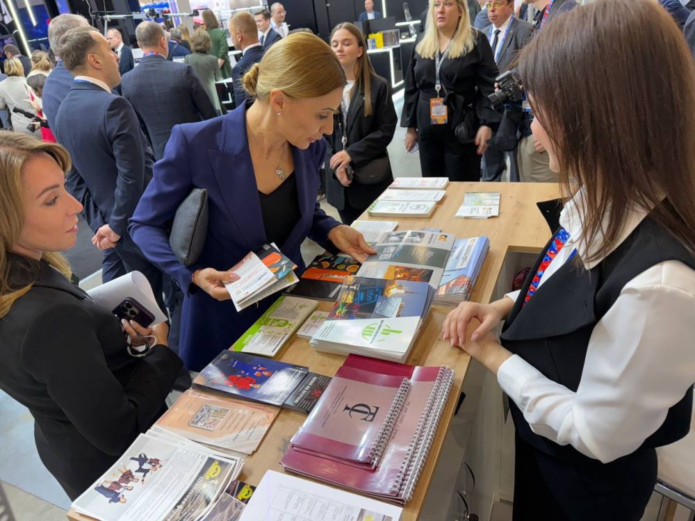 Донецкая Народная Республика принимает участие в форуме-выставке «Госзаказ» которая проходит на площадке КВЦ «Экспофорум» в Санкт-Петербурге