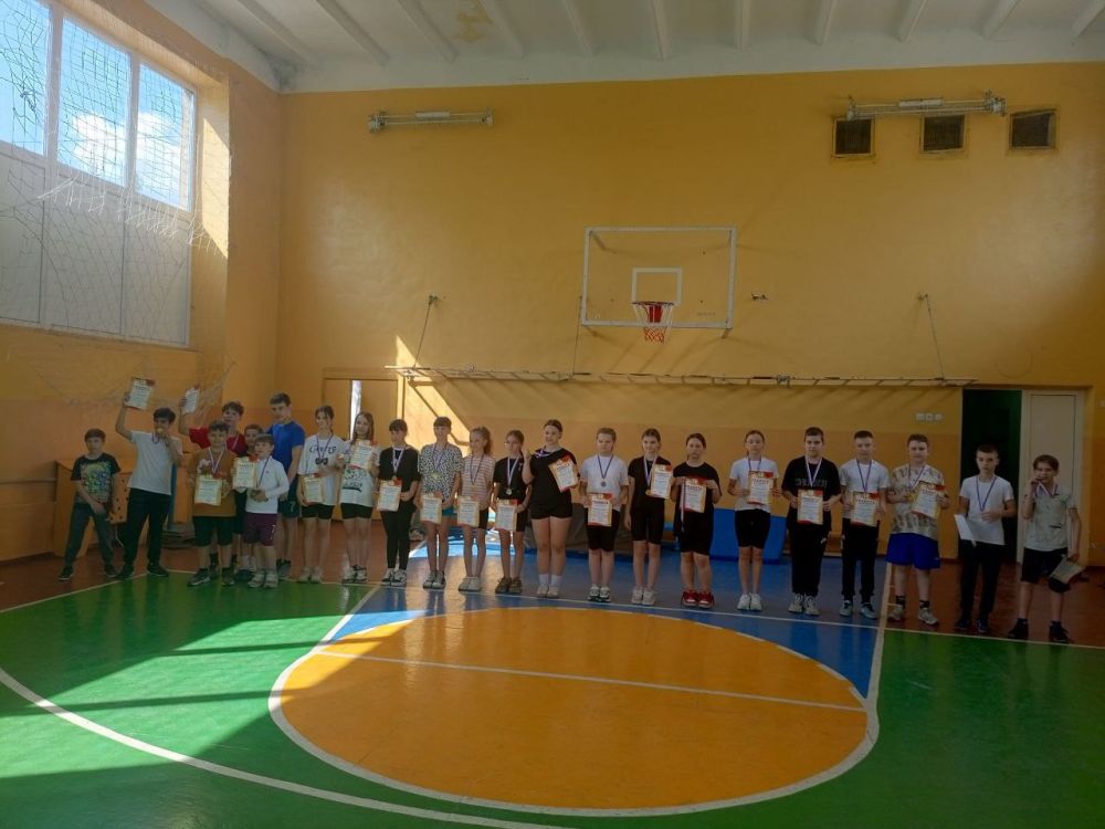 В Ждановке прошло городское соревнования по легкой атлетике