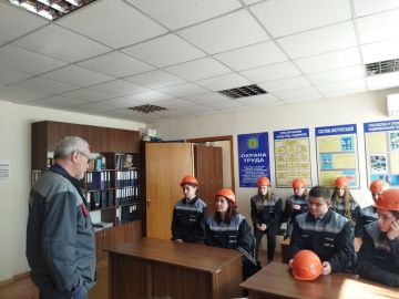 Ученики лицея «Престиж» посетили завод Макеевкокс в рамках образовательного проекта «От уголька до металла: от легенды до технологического прогресса»
