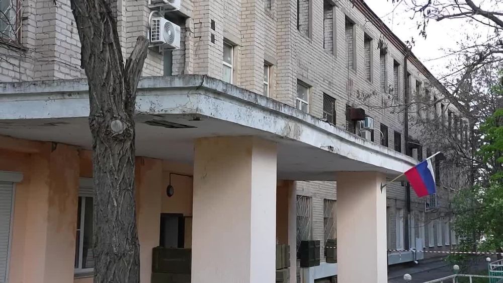 Александр Качанов: Министр молодежной политики ДНР посетил объект Докучаевска, который ремонтирует Якутия