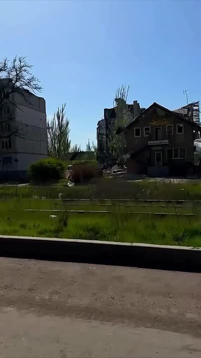 Авдеевка сегодня…. Потихоньку зарастут все раны… ПОДПИСАТЬСЯ