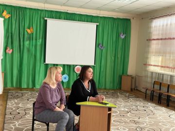 Встреча с коллективом. Сегодня, 25 апреля, заместитель главы администрации городского округа Иловайск Кочетова Елена Леонидовна провела встречу с трудовым коллективом ГКДОУ «Детский сад № 12 «Ромашка» г.о. Иловайск, на...
