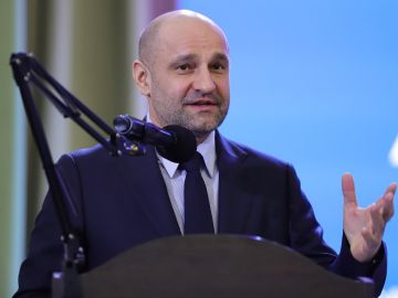 Полпред Жога собрал в УрФУ студентов из Донбасса и Новороссии. Фото