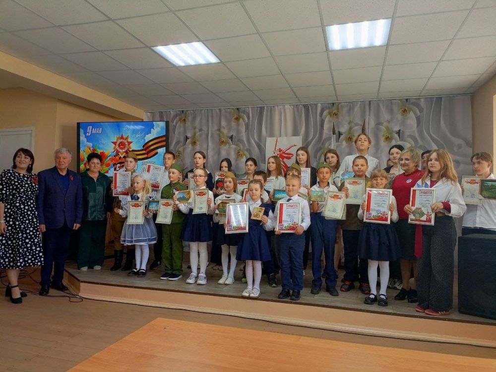 В Ждановке подвели итоги конкурса чтецов «Помнит сердце, не забудет никогда»