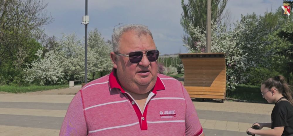 Игорь Мартынов: Сегодня с удовольствием принял участие в общереспубликанском субботнике, который стал прекрасной возможностью внести свой вклад в благоустройство нашего Енакиево