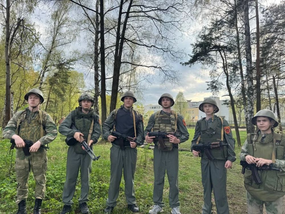 Юнармейцы ВПК &quot;Авангард&quot; местного отделения г. Комсомольское по приглашению настоятеля Казанского храма г. Раменское протоиерея Андрея Козорезова, прибыли в г. Раменское Московской области для участия в Межрегиональных...