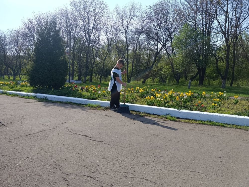 Сергей Ермаков: 26 апреля в рамках поручения Главы Республики Дениса Пушилина состоялся субботник по благоустройству округа