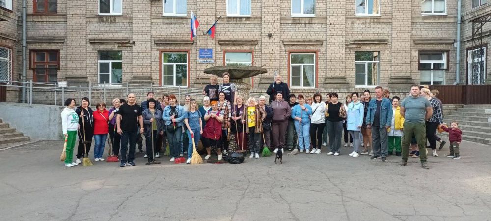 В Ждановке прошел общереспубликанский субботник