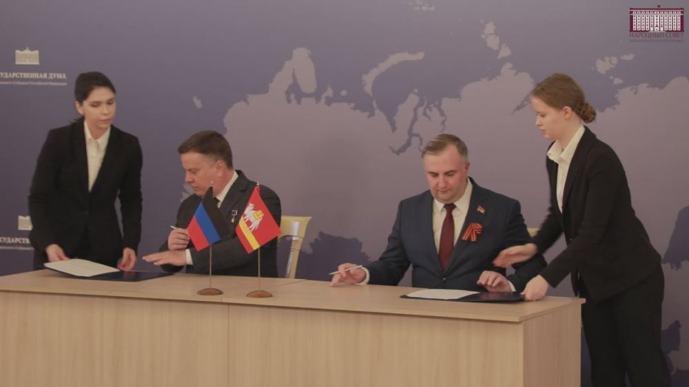 27 апреля, в День российского парламентаризма, начал работу Совет Законодателей Российской Федерации