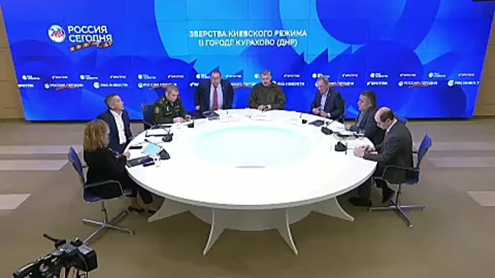 Максим Григорьев: На сегодняшней презентации нашего доклада "Зверства киевского режима в г