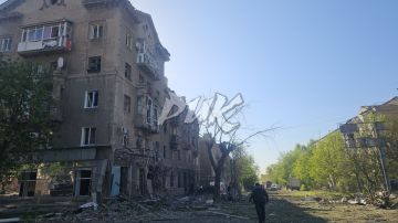 Боевики ВСУ нанесли артиллерийский удар по центру Горловки в ДНР
