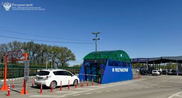 Росгранстрой оснастил автомобильные пункты пропуска Джанкой и Армянск современными комплексами для досмотра легкового транспорта