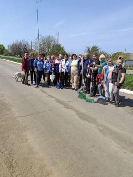 26 апреля 2025 года депутат Волновахского муниципального совета Донецкой Народной Республики первого созыва, член партии "Единая Россия" Давыденко Владимир Валентинович совместно с неравнодушными жителями поселка Степное...