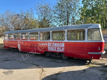 Алексей Кулемзин: Вот такой красавец появится сегодня на улицах Донецка!!!