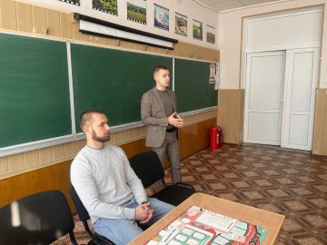 Николай Михайлов: В Старобешево прошла встреча со школьниками