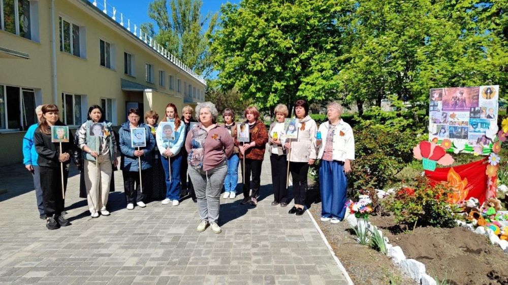 ��������� �������: � ������� ���� � 11 ����������� ������ ����� ������ ������ � ������ ������������ 80-����� ������ � ���