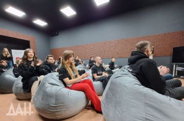 В ДНР готовят еще пять молодежных центров. Что известно о самом большом из них