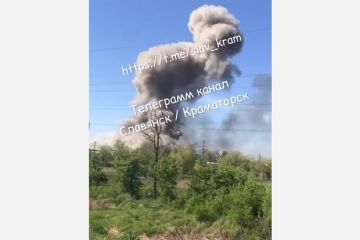 В Славянске прогремело несколько взрывов