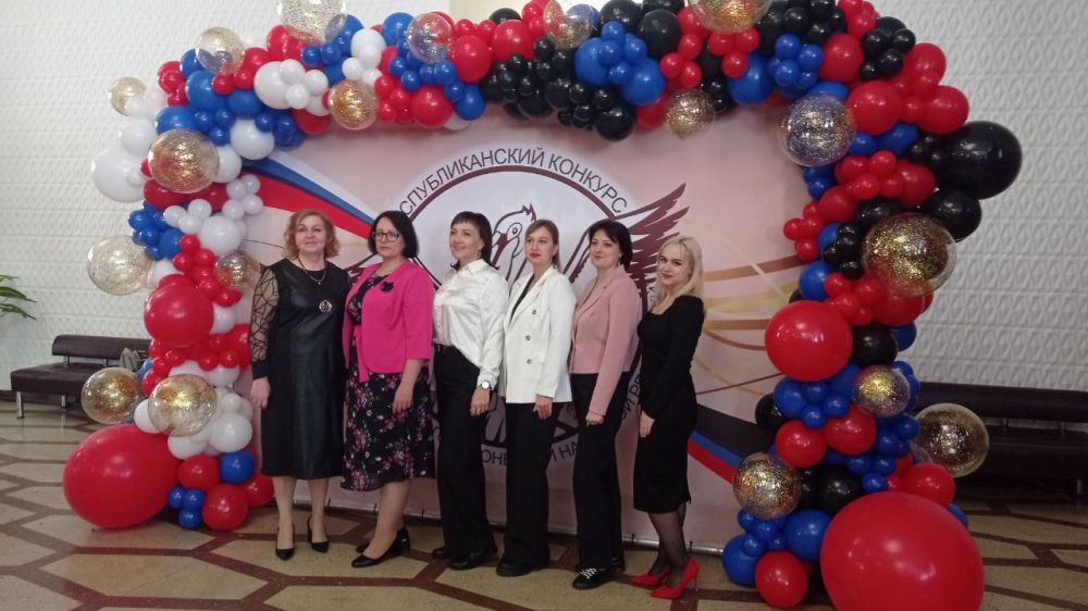 Александр Шатов: Делегация Шахтерского муниципального округа приняла участие в чествовании победителей и призеров регионального этапа Республиканского конкурса "Педагог года Донецкой Народной Республики" в 2025 году