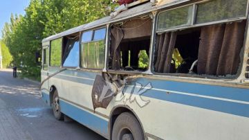16 человек ранены при ударе ВСУ по автобусу в Горловке