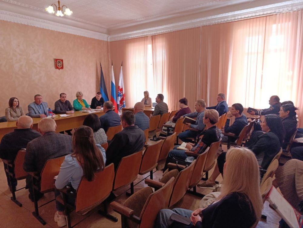 Сергей Ермаков: 29 апреля провел расширенное аппаратное совещание с руководителями предприятий, организаций, учреждений и начальниками территориальных отделов