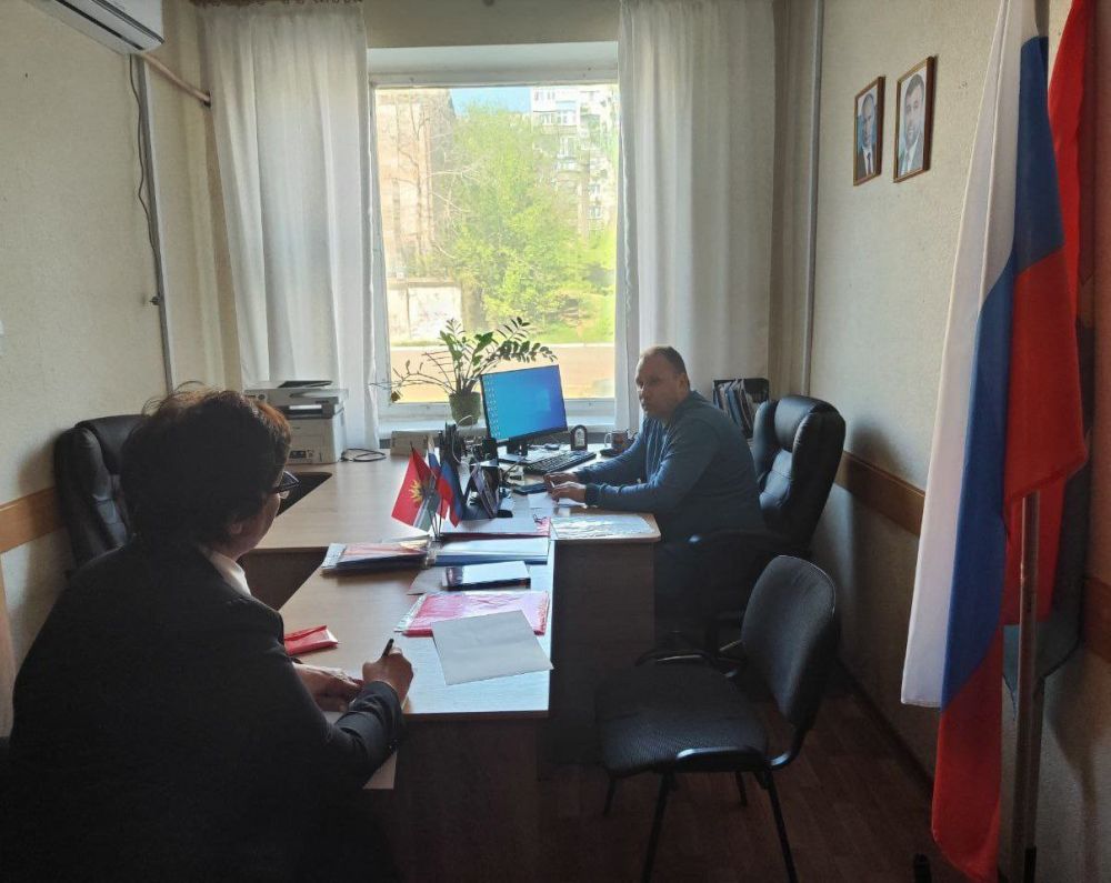 Состоялся прием граждан. Сегодня, 29 апреля, Председатель Торезского городского совета Казмерчук Александр Леонидович провел прием граждан.Поступил вопрос, касающийся восстановления уличной водопроводной сети по ул. Лебедева