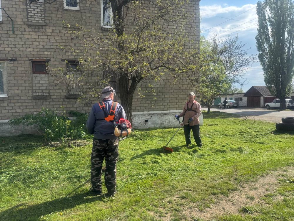 В Ждановке ведутся работы по благоустройству