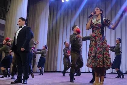 � 80-����� ������ � �������� �������� ��������� ��� �� ������� ���